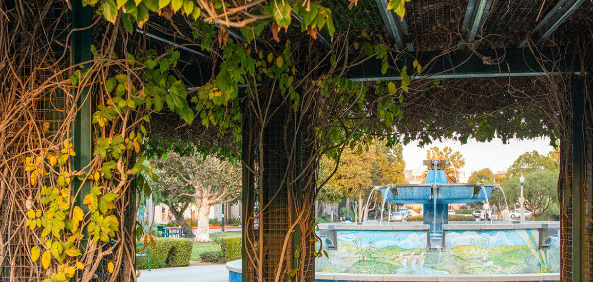 Fountain Park--4_128619458 - USE