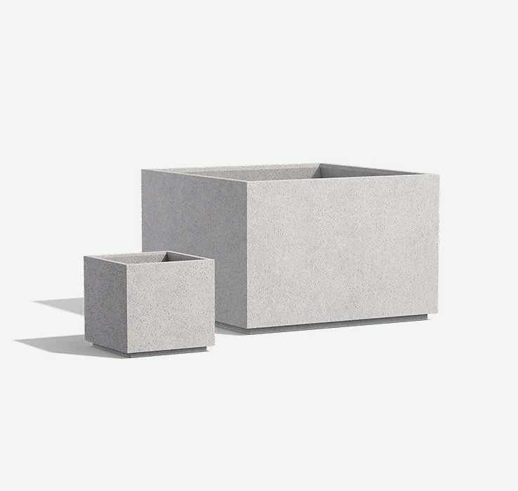 Wilshire-GFRC-Square-with-toekick-no-plants-F2F4F2