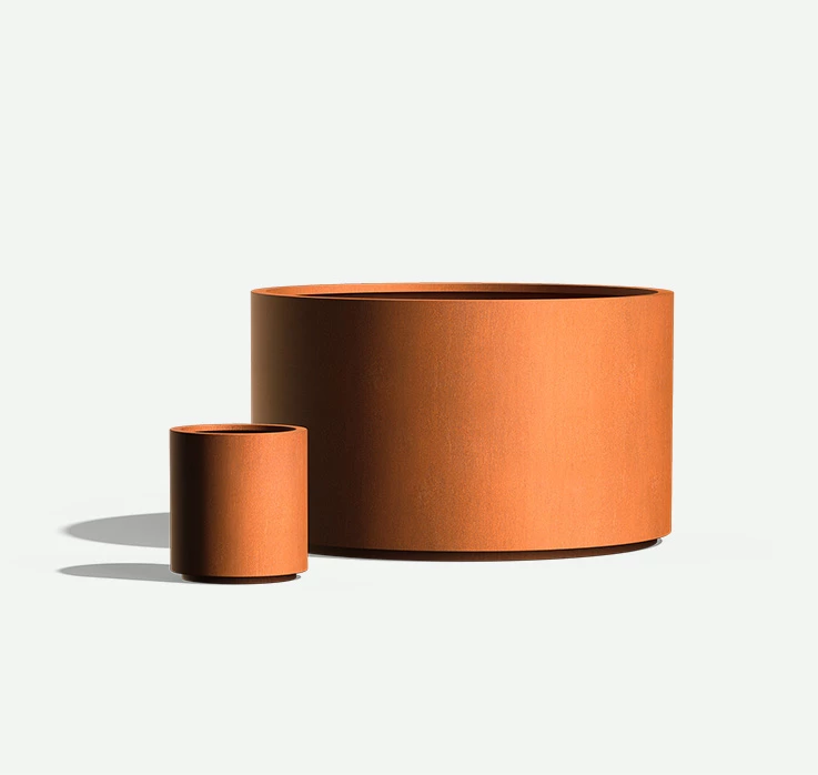 Wilshire-Round-Weathering-Steel-with-Toe-Kick-F2F4F2