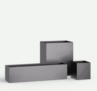 Wilshire_steel_PC_Aluminum_no_plants_F4F4F2